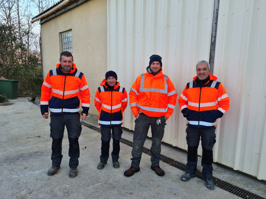 Nouvelle tenue employés municipauxjpg