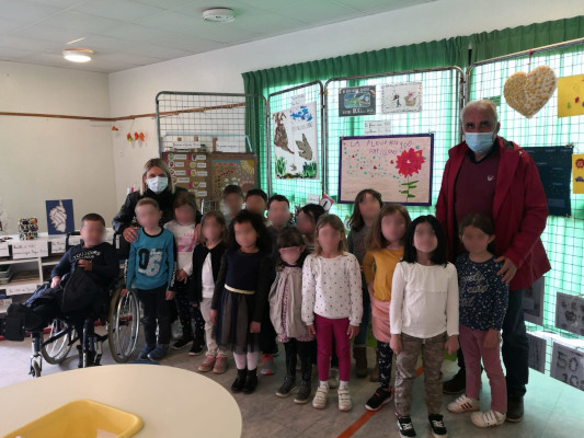 Ecole 100 0